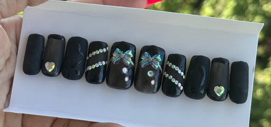 Golden Noir | Luxury Press On Nails